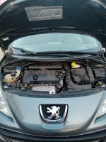 voitures-peugeot-207-2012-bouira-algerie