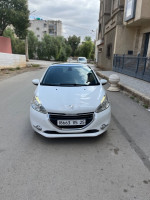 voitures-peugeot-208-2015-allure-constantine-algerie