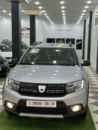 voitures-dacia-sandero-2023-stepway-techroad-relizane-algerie