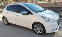 voitures-peugeot-208-2015-allure-batna-algerie