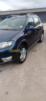 voitures-dacia-sandero-2016-sour-el-ghouzlane-bouira-algerie