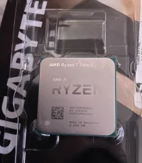INTEL i7 11700F RYZEN 7 5800X