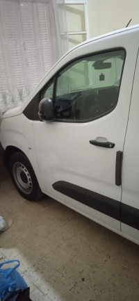 utilitaire-fiat-doblo-2024-italie-baraki-alger-algerie