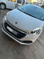 voitures-peugeot-208-2019-allure-ain-el-bia-oran-algerie