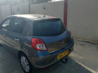 voitures-renault-clio-3-2011-chabet-el-ameur-boumerdes-algerie