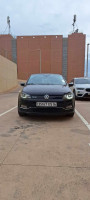 voitures-volkswagen-polo-2015-carat-ain-benian-alger-algerie