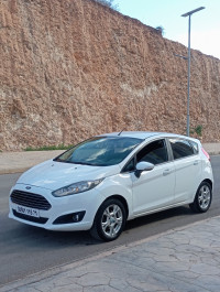 voitures-ford-fiesta-2015-titanium-es-senia-oran-algerie