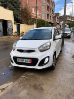 voitures-kia-picanto-2013-pop-hussein-dey-alger-algerie