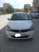 voitures-renault-clio-campus-2013-bye-batna-algerie