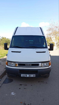 fourgon-iveco-35s11-2001-bouira-algerie