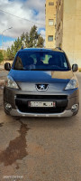 voitures-peugeot-partner-2012-tepee-el-bayadh-algerie