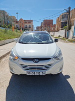 tout-terrain-suv-hyundai-tucson-2012-guelma-algerie