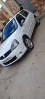 voitures-renault-clio-campus-2013-bye-ouled-sellam-batna-algerie