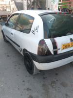 voitures-renault-clio-2-2001-bouandas-setif-algerie