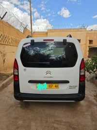 سيارات-citroen-berlingo-multispace-2017-سوق-أهراس-الجزائر