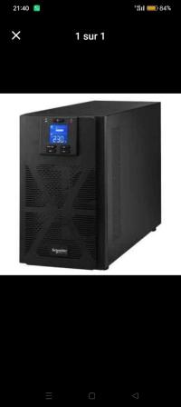 Onduleur Schneider Electric Easy UPS 1kVA / 800W (SRVS1KI) - حالة ممتازة