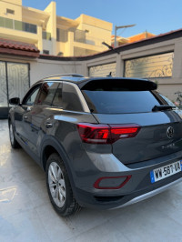 voitures-volkswagen-t-roc-2023-life-plus-rouiba-alger-algerie