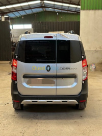 voitures-renault-kongoo-2024-stapway-oran-algerie