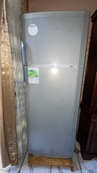 ثلاجات-و-مجمدات-frigidaire-ثلاجة-أحمر-العين-تيبازة-الجزائر