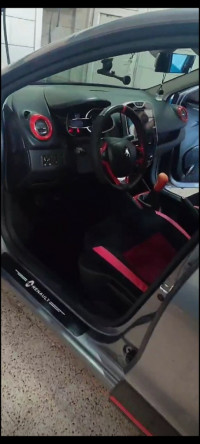 voitures-renault-clio-4-2013-dynamique-plus-mostaganem-algerie