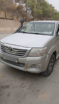 utilitaire-toyota-hilux-2012-oum-el-assel-tindouf-algerie