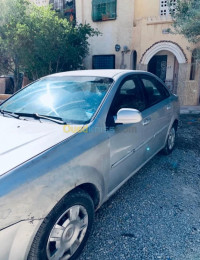 voitures-chevrolet-optra-4-portes-2004-ain-touta-batna-algerie