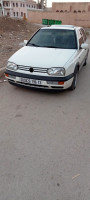 voitures-volkswagen-golf-3-1996-algerie