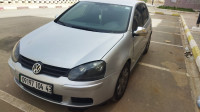 voitures-volkswagen-golf-5-2004-grarem-gouga-mila-algerie