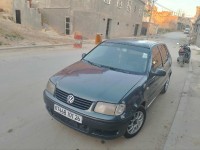 سيارات-volkswagen-polo-2001-المدية-الجزائر