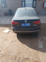 voitures-volkswagen-passat-2022-es-senia-oran-algerie