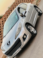 voitures-peugeot-207-2011-allure-remchi-tlemcen-algerie