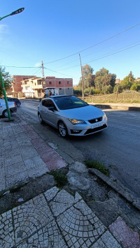 voitures-seat-leon-2015-fr15-zeghaia-mila-algerie