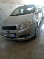 voitures-chevrolet-aveo-5-portes-2010-el-attaf-ain-defla-algerie