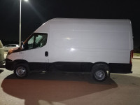 fourgon-iveco-iviko-افيكو-2020-bordj-el-kiffan-alger-algerie