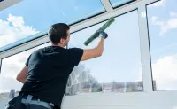 Entreprise de nettoyage à domicile Alger - Société de nettoyage et jardinage - Femme de ménage
