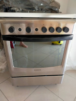 cuisinieres-particulier-vend-cuisiniere-en-inox-avec-four-de-marque-ariston-tres-peu-utilisee-birkhadem-alger-algerie