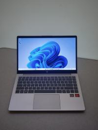 Hp laptop 14 ryzen 5 7520U / 512gb / 8gb ddr5 / Batterie 100%