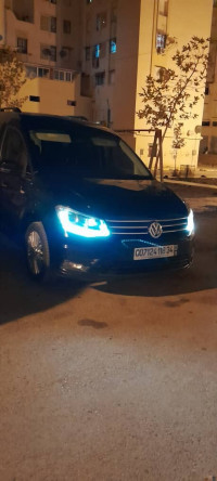 voitures-volkswagen-caddy-2018-setif-algerie