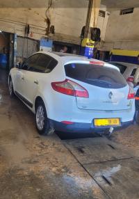 سيارات-renault-megane-3-2011-privilege-عمي-موسى-غليزان-الجزائر