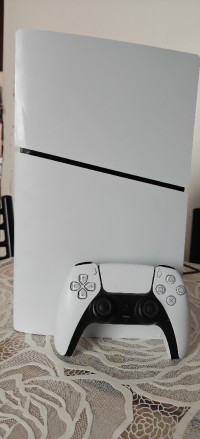 Playstation 5 slim 1To