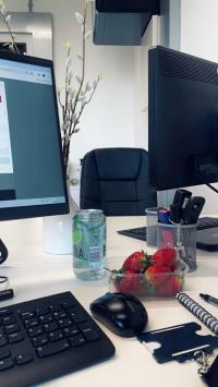 رسوم-بيانية-و-اتصال-community-manager-content-strategist-ورقلة-الجزائر