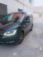 voitures-volkswagen-caddy-2018-collection-ain-beida-oum-el-bouaghi-algerie