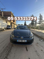 automobiles-volkswagen-golf-8-2021-10-etsi-opf-110-ch-dsg7-life-el-achour-alger-algerie