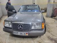 grande-berline-mercedes-classe-e-1996-constantine-algerie