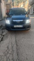 camion-toyota-hilux-2015-sidi-aich-bejaia-algerie