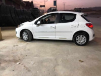 utilitaire-peugeot-207-2012-laghouat-algerie