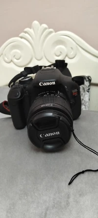 Caméra Canon EOS REBBL T3i 