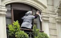 Femme de ménage & entretien appartement villa escaliers entreprise nettoyage société fin de chantier