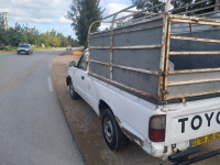 pickup-toyota-hilux-2005-cherchell-tipaza-algerie