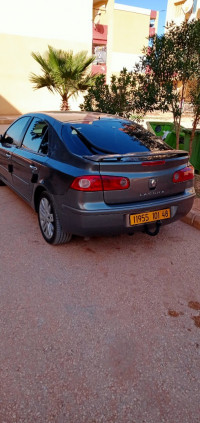 voitures-renault-laguna-2-2001-expression-mediouna-relizane-algerie